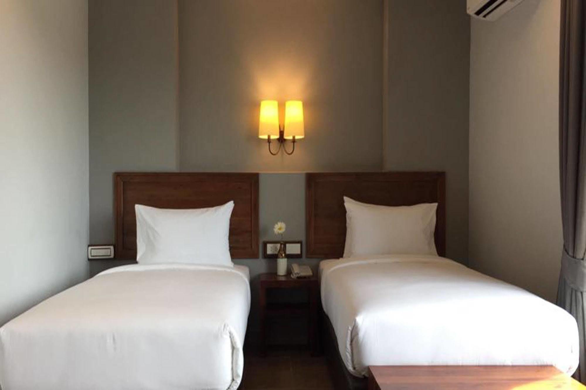Carunda Hotel Ban Nong Hin  Exterior photo